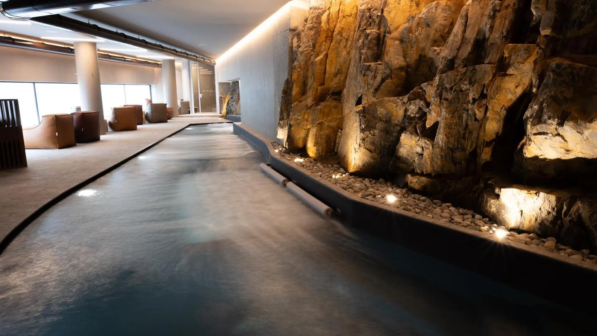 Villa Carona Hotel & Spa 카로나