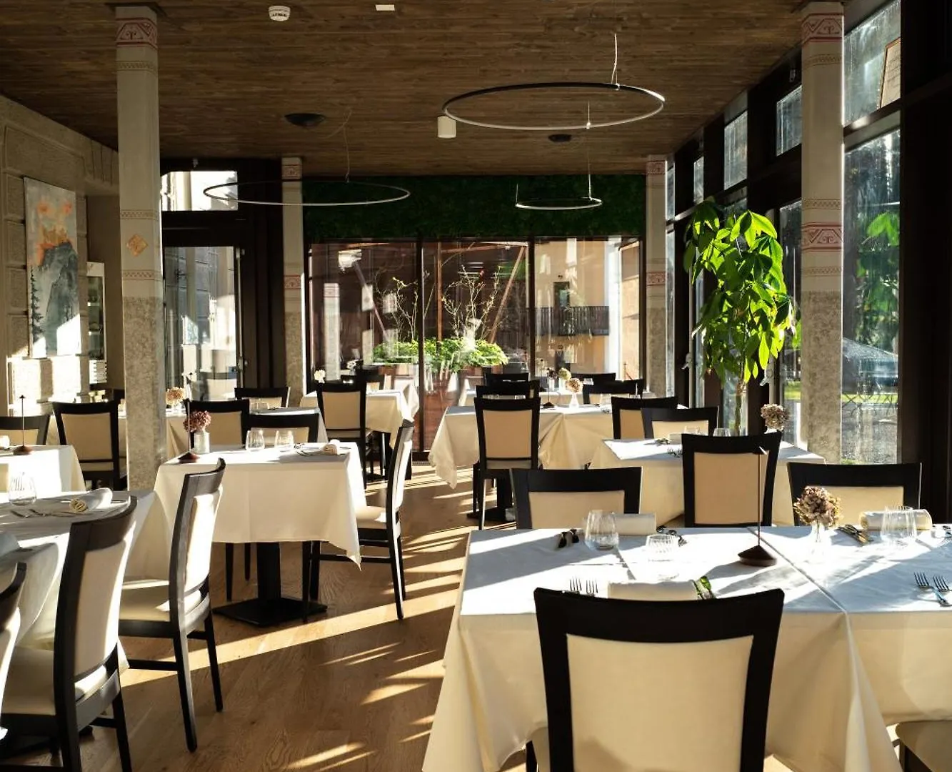 Villa Carona Hotel & Spa 4*, 카로나